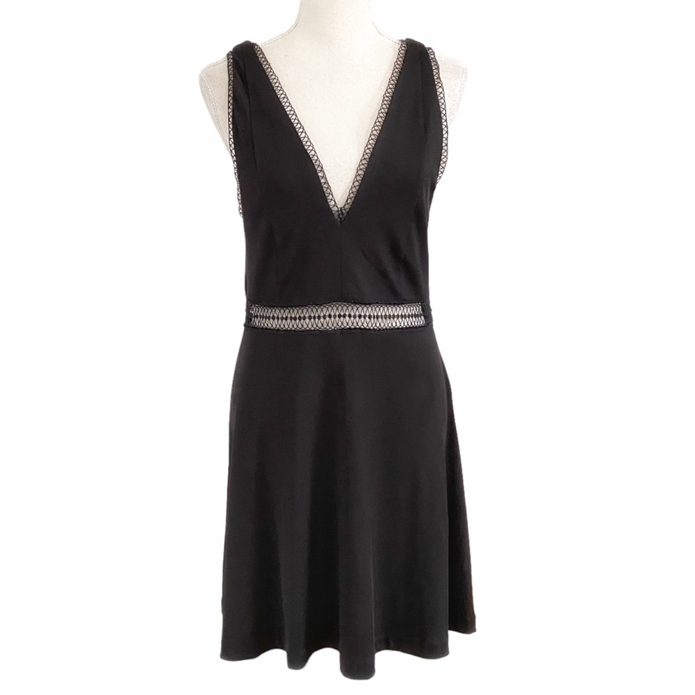 FREE PEOPLE BLACK SLEEVELESS OPEN EMBROIDERY RIBBED MINI DRESS - 8